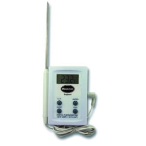 Digital probe thermometer